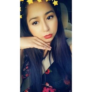 Meet your Posher, Vanessa